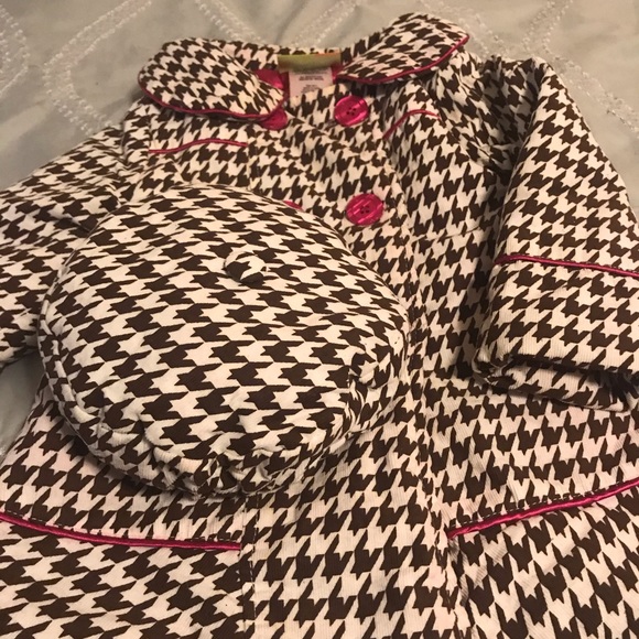 SOLD Toddlers Coat w) matching Hat - Picture 4 of 8